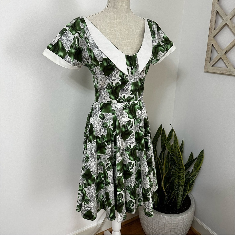 Hearts and Roses Retro Pin-up Rockabilly Green Dress Women’s Size 10 - Picture 3 of 13